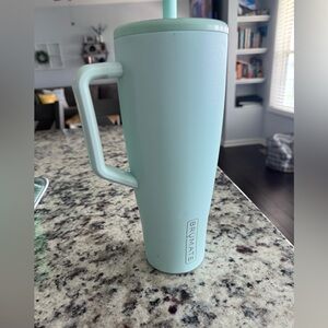 BrüMate Aqua Tumbler with Handle